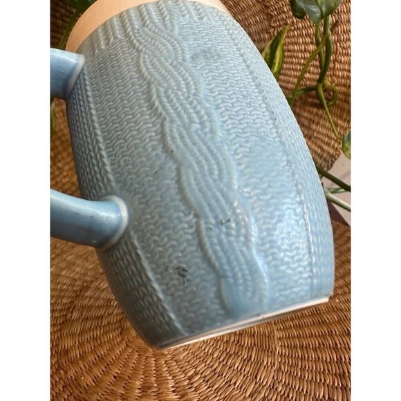 Blue and White sweater design mug - Picture 7 of 8